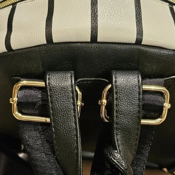 Betsey Johnson Faux Leather Backpack Furry Stuffed Heart - Picture 14 of 16